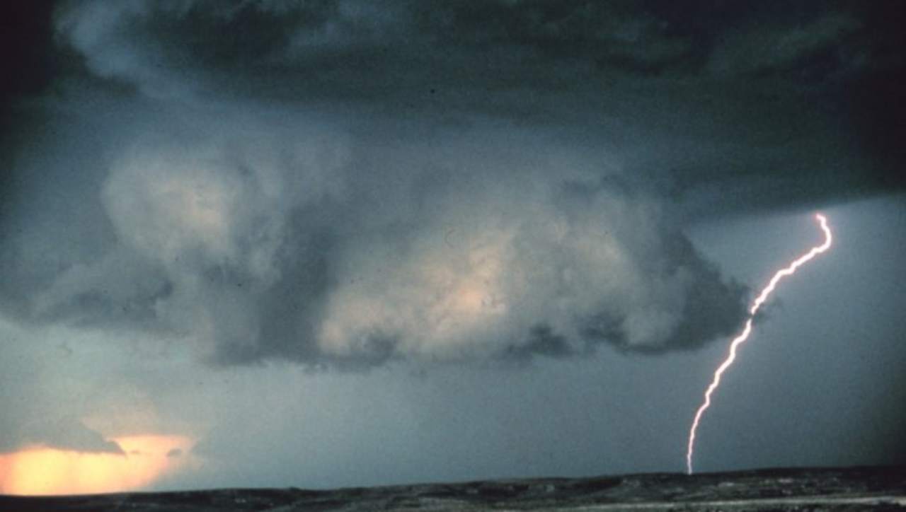 Downburst: il significato del fenomeno meteo
