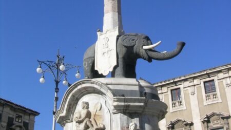 Perché l'elefante è il simbolo di Catania