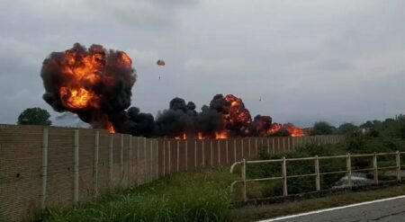 Foto che ritrae l'incidente delle frecce tricolori a Torino