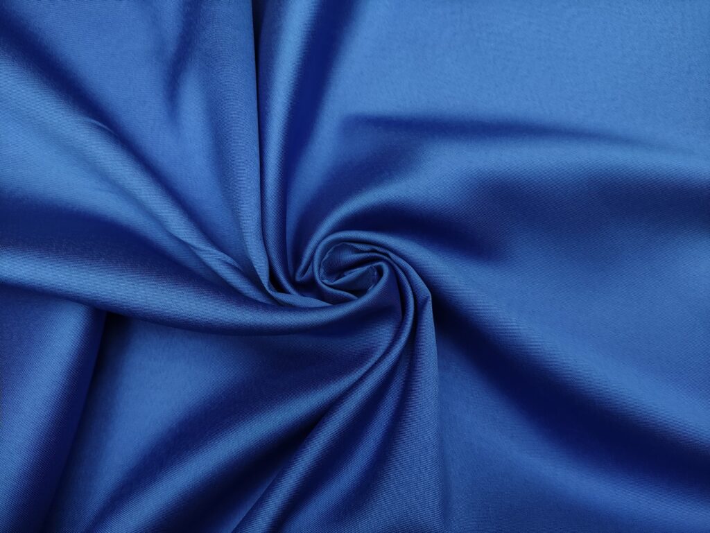 Un esempio di un tessuto in Blu Cina.
