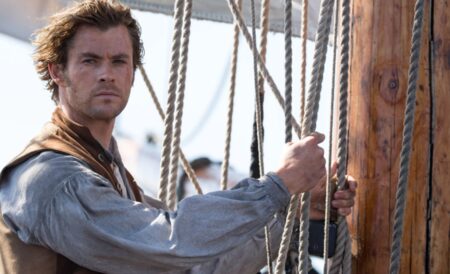 Frame di Heart of the Sea - Le origini di Moby Dick che ritrae Chris Hemsworth