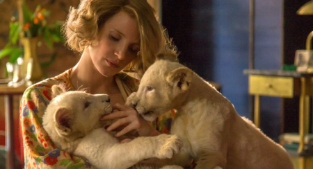 Jessica Chastain in una scena del film La signora dello zoo di Varsavia (MUBI)