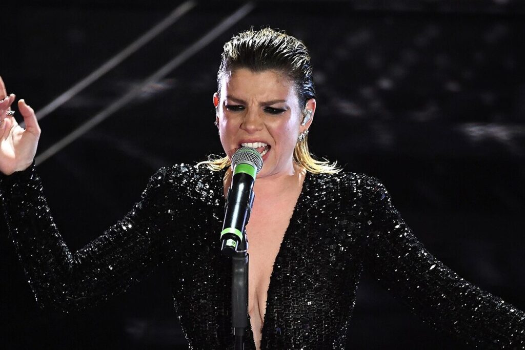 Emma Marrone sul palco di Sanremo 2020