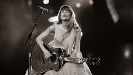 Taylor Swift bacia il pubblico di Sydney