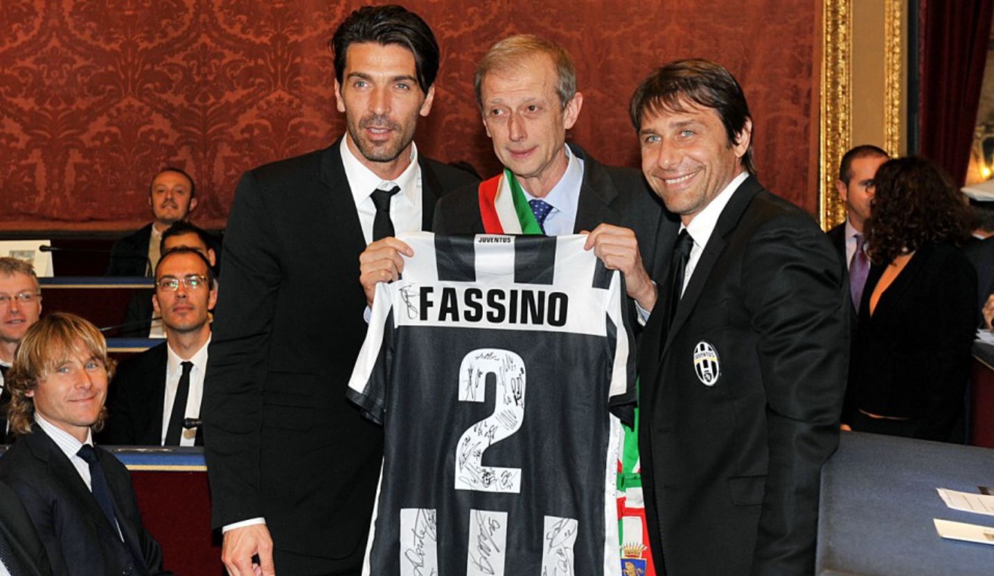 Piero Fassino e la Juventus, perché la foto (irriverente) di Maurizio Pistocchi su X fa discutere?