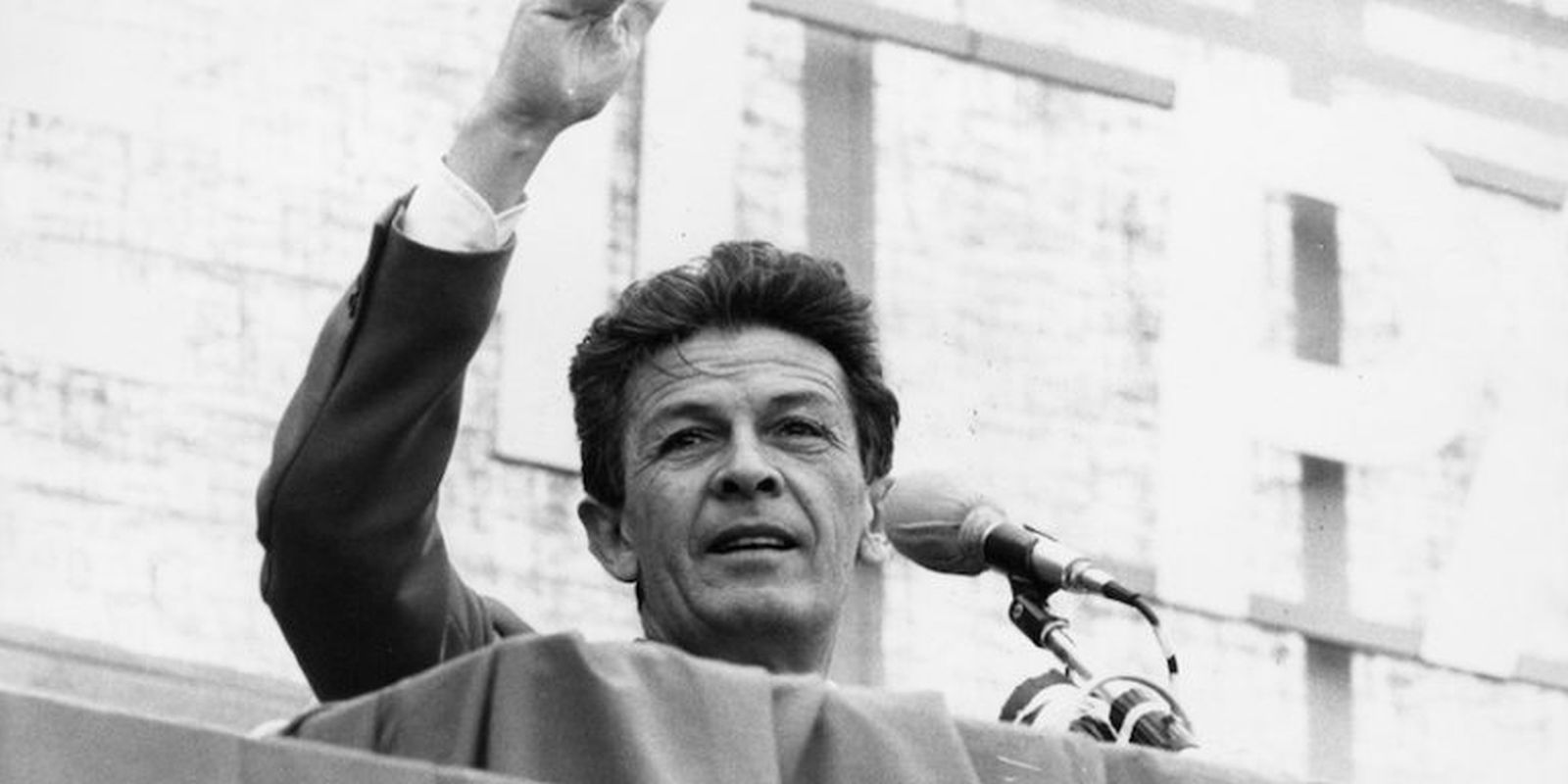 com8217232 morto enrico berlinguer gli ultimi drammatici momenti del leader pci commossero l8217italia