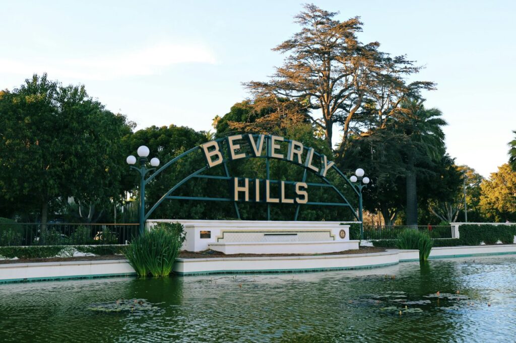 Un'insegna di Beverly Hills