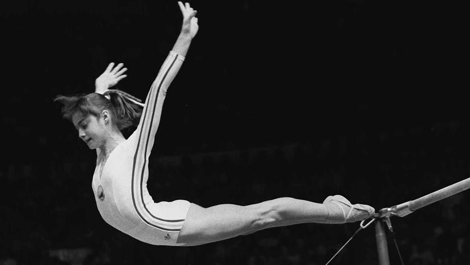 Nadia Comaneci durante le olimpiadi di Montreal nel 1979