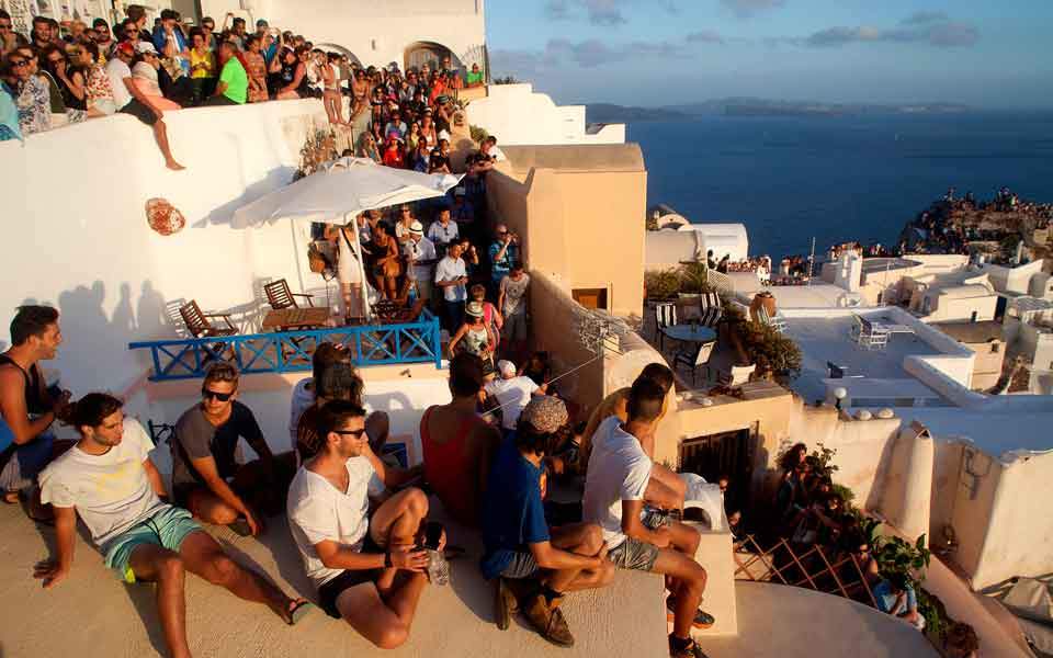 Santorini overtourism