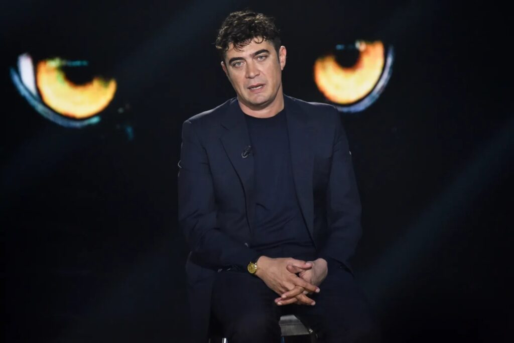 Riccardo Scamarcio a Belve