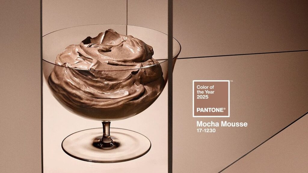 Il Mocha Mousse è il colore dell'anno 2025 per Pantone