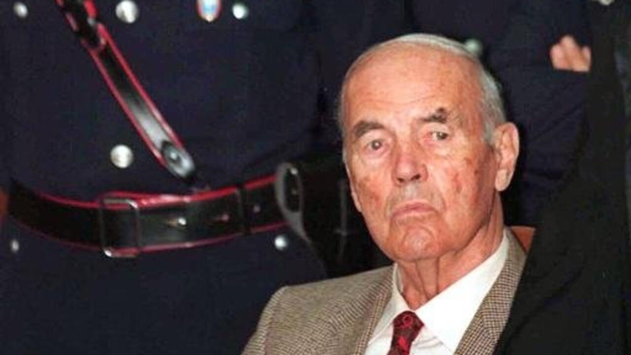 erich priebke durante il suo processo