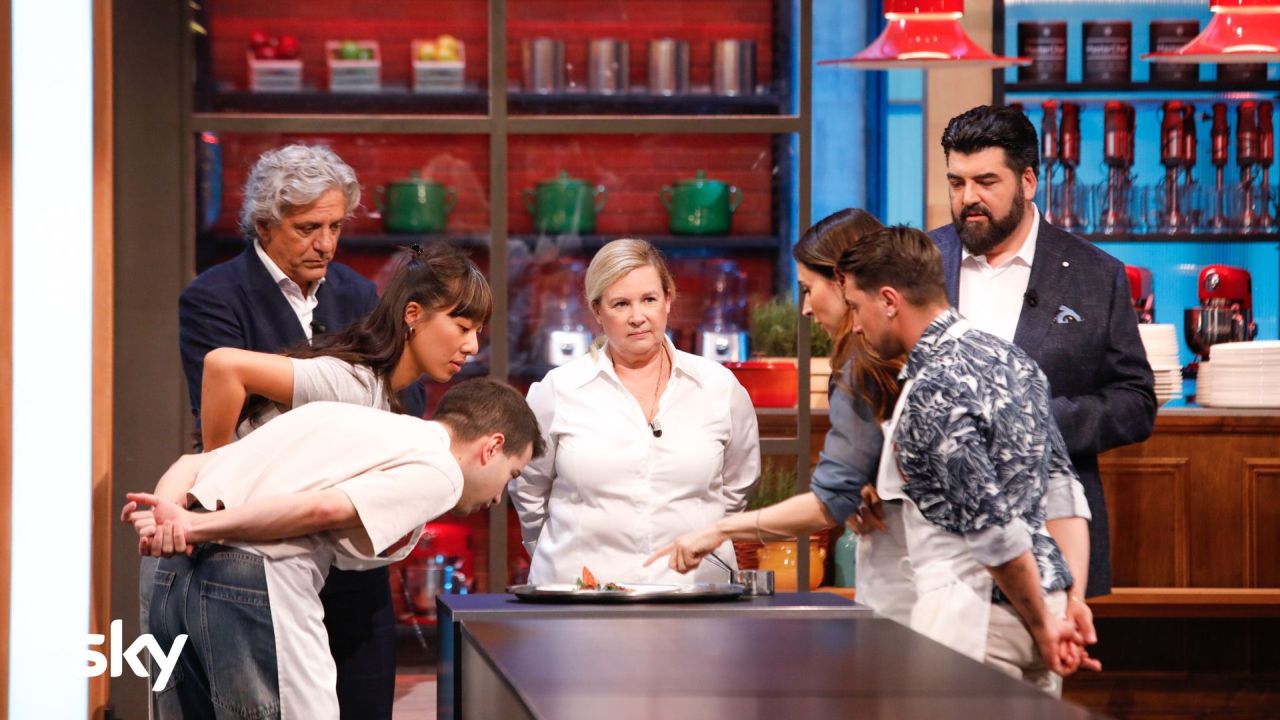 Helene Darroze a MasterChef Italia 14 durante la gara