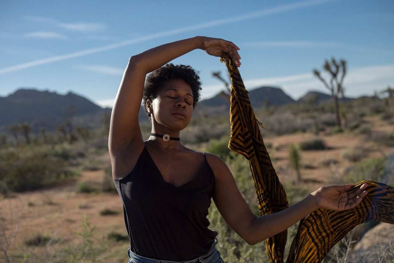 donna nel deserto