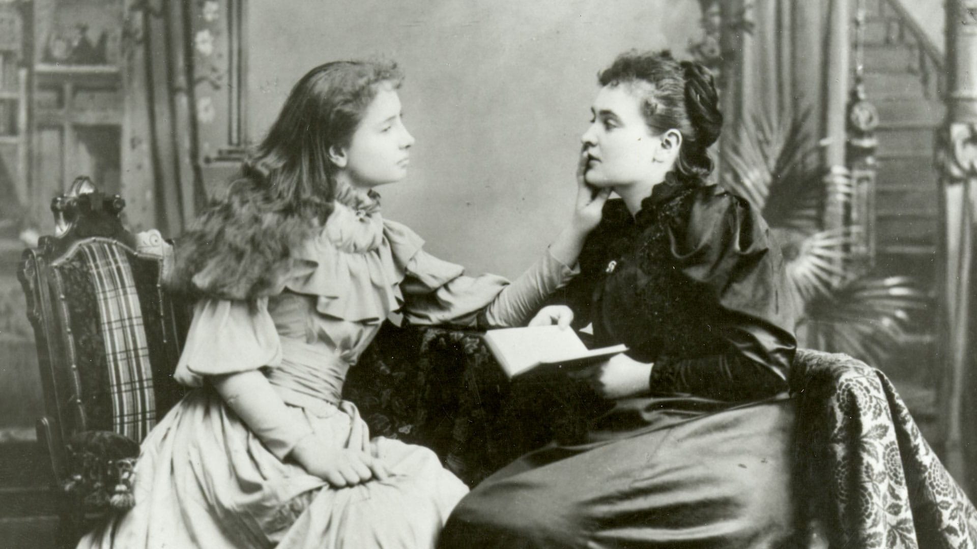 Helen Keller e Anne Sullivan sfidarono insieme l’impossibile e rivoluzionarono  l’istruzione per i disabili