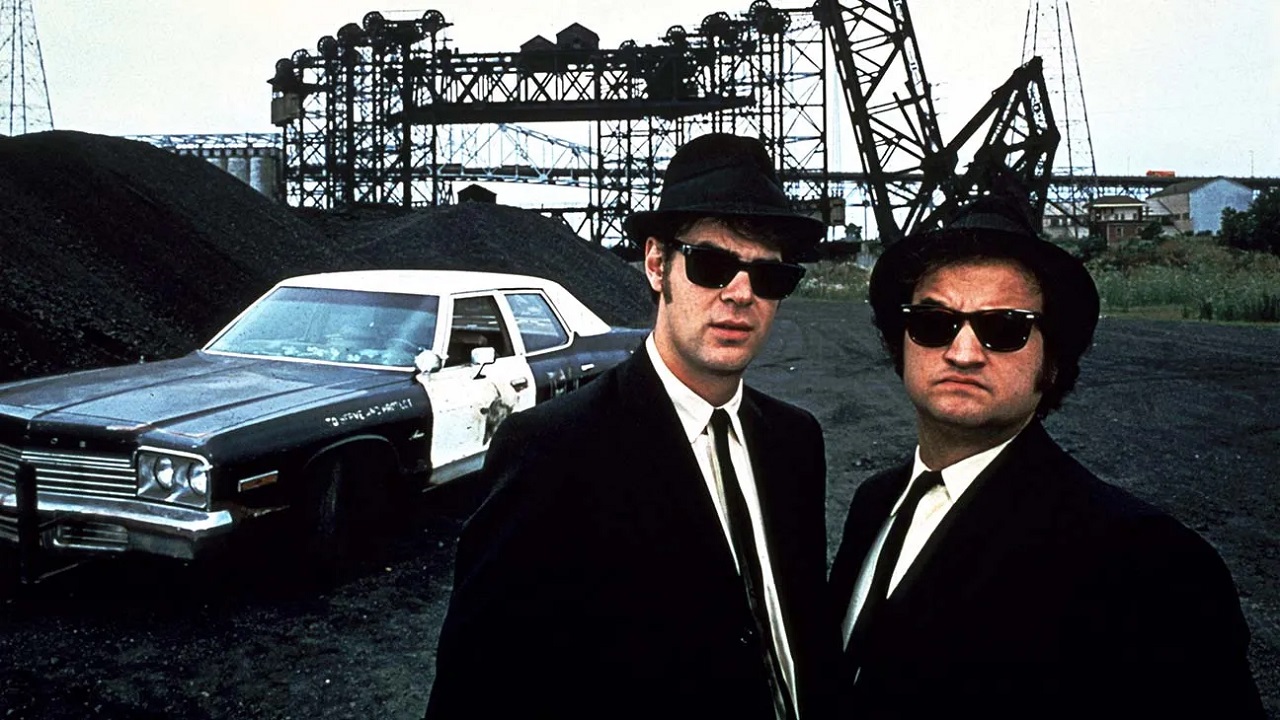 Dan Aykroyd e John Belushi nei panni dei Blues Brothers