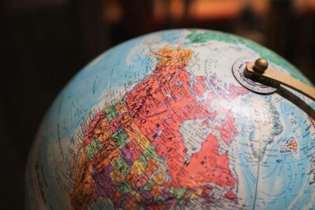 mappamondo che indica il nord america