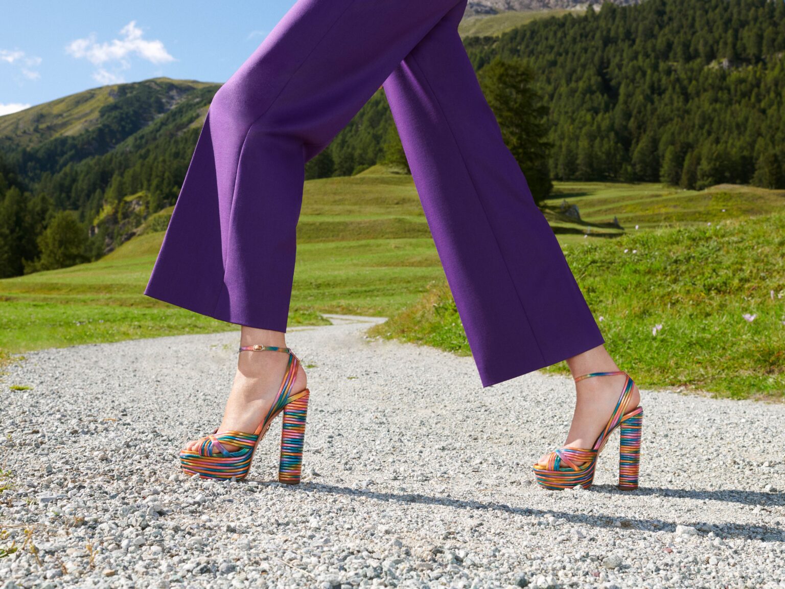 Uno dei modelli Acquazzurra dai tacchi vertiginosi