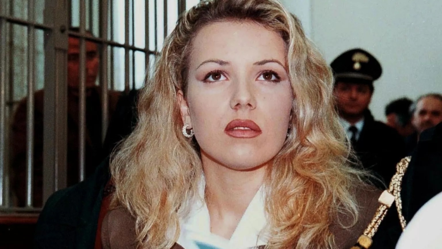 Eva Mikula