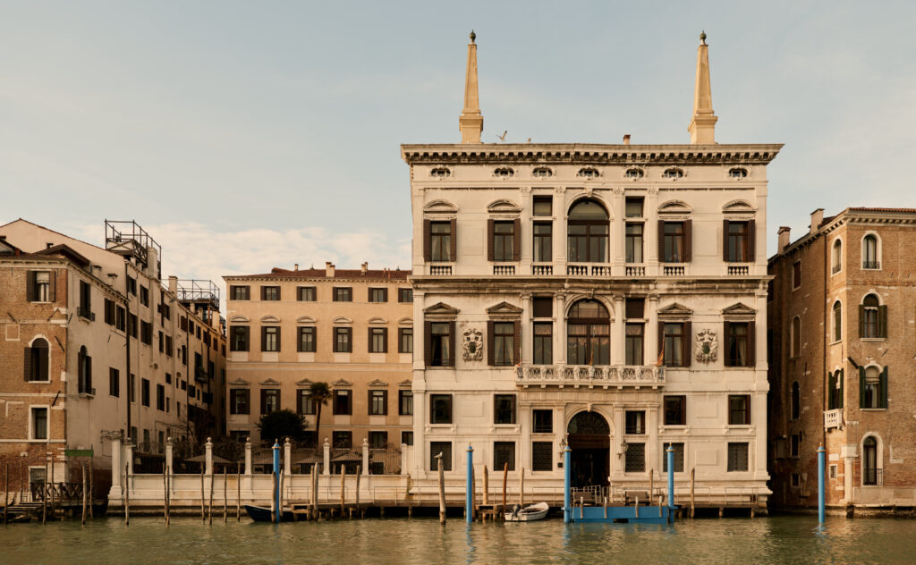 L'esterno dell'Aman Venice