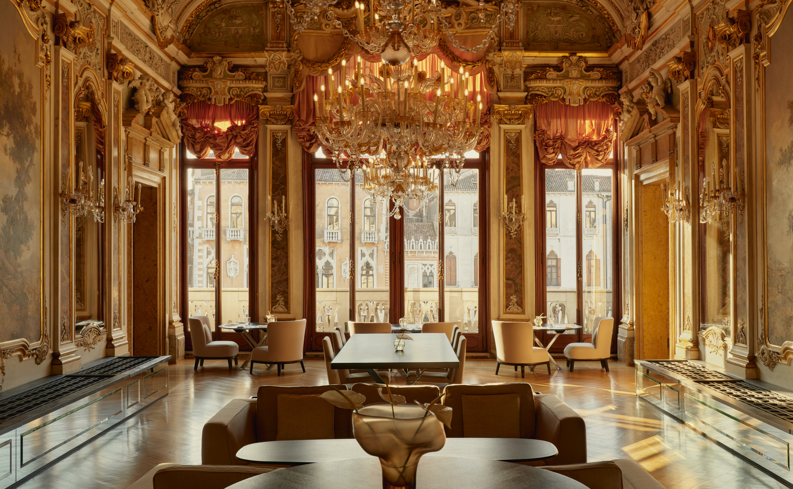 I lussuosi interni dell'Aman Venice, l'albergo a 7 stelle più elegante d'Europa