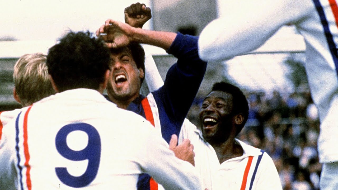 Il giorno in cui il calcio sfidò Hitler: la vera storia dietro “Fuga per la vittoria” Il giorno in cui il calcio sfidò Hitler: la vera storia dietro “Fuga per la vittoria”