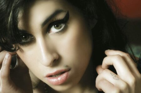 Amy Winehouse (fonte Pambianconews)
