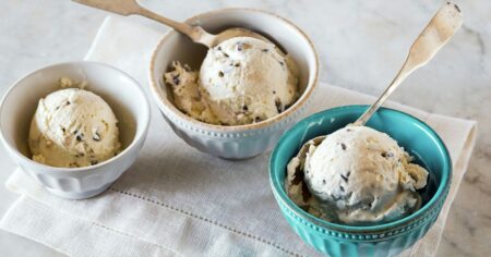 tre coppe di gelato