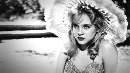Un'immagine del film Lolita, tratto dall'omonimo romanzo di Nbukov.