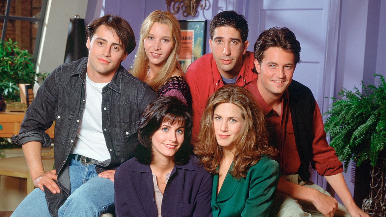 Il cast di Friends al completo: Matt LeBlanc, Lisa Kudrow, David Schwimmer, Matthew Perry, Courteney Cox e Jennifer Aniston