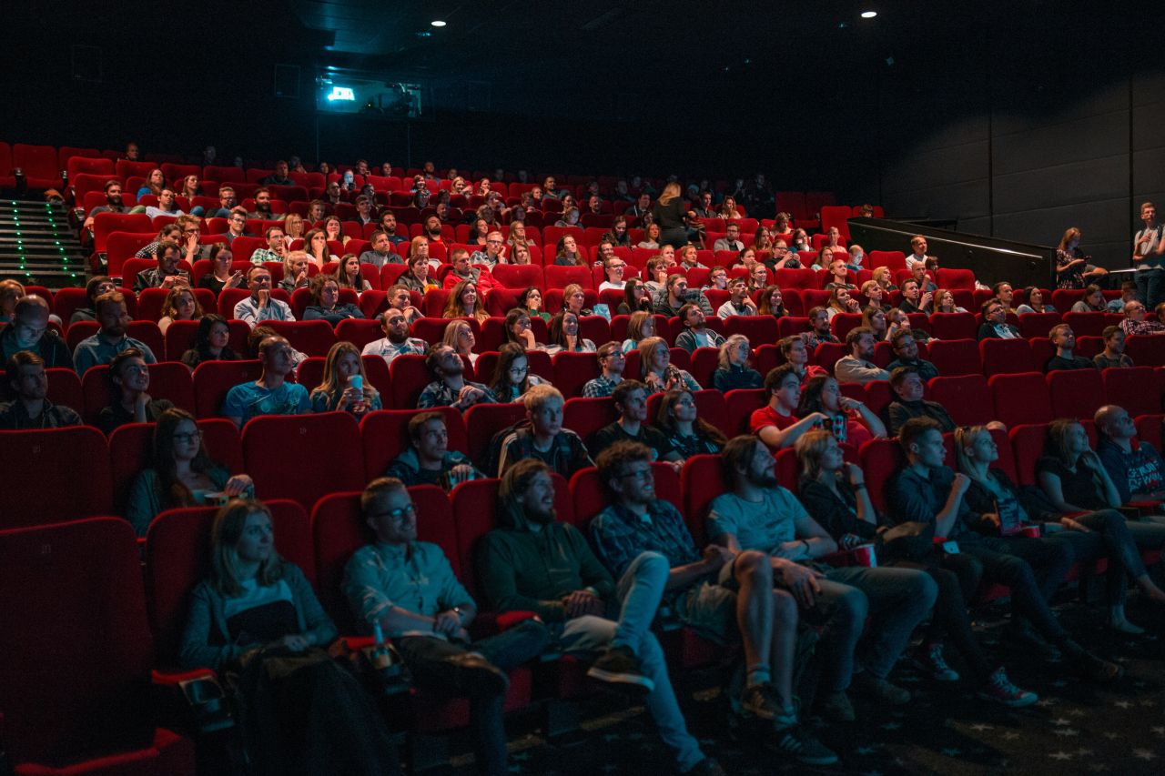 persone al cinema