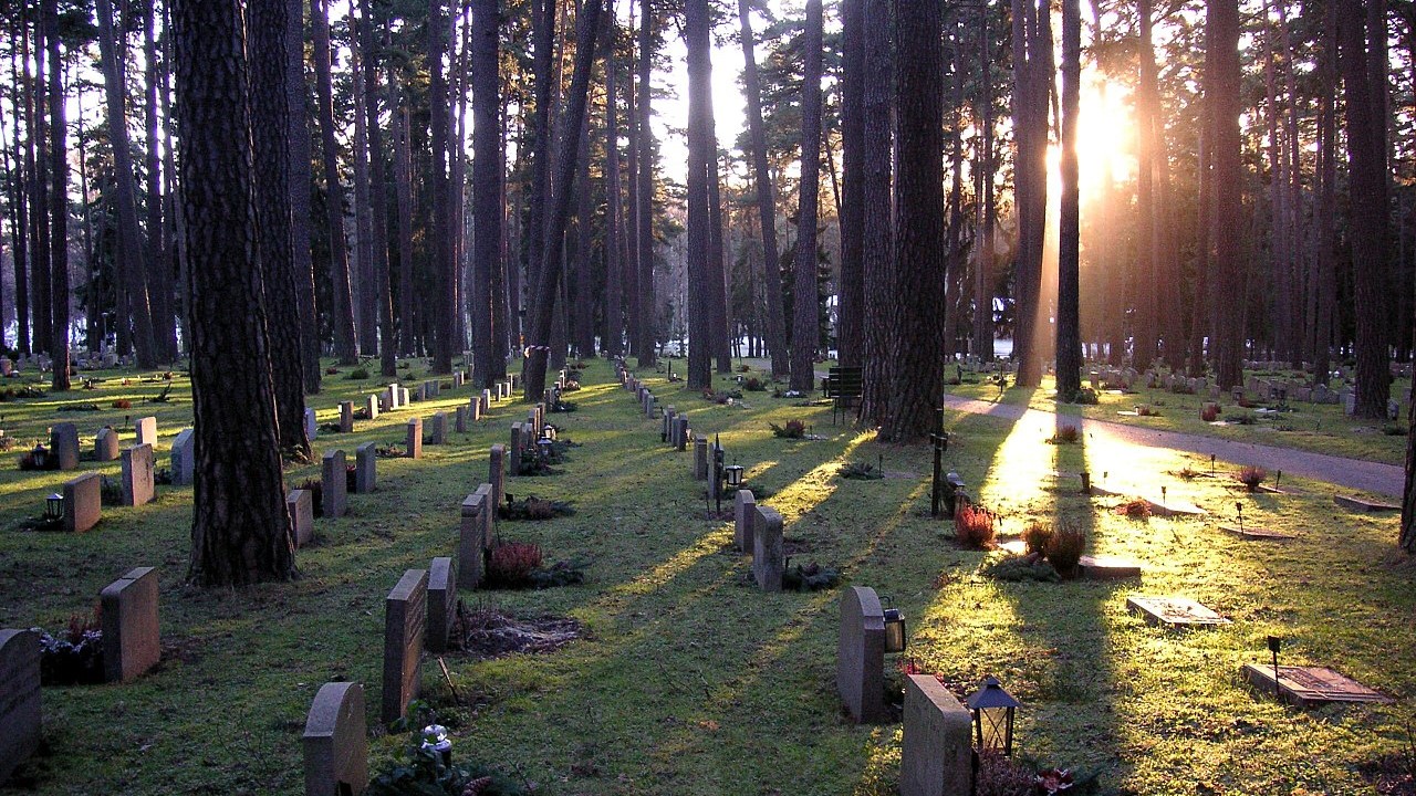 Lo Skogskyrkogården ("cimitero del bosco") di Stoccolma 