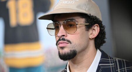 Bad Bunny protagonista al Super Bowl Halftime Show 2026 e la sua sarà una presenza politica Bad Bunny