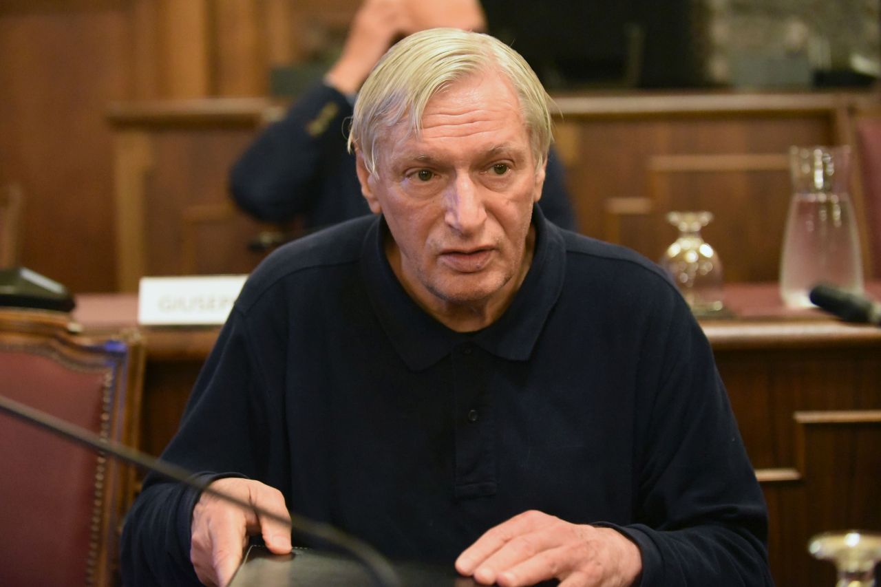 don ciotti 80 anni senza paura dalle minacce di riina alle lettere con edoardo agnelli gentile e fragile