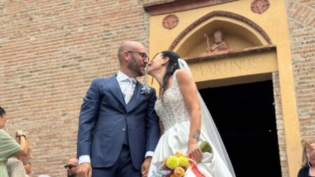 Federico Vanzulli e Veronica Beretta si baciano