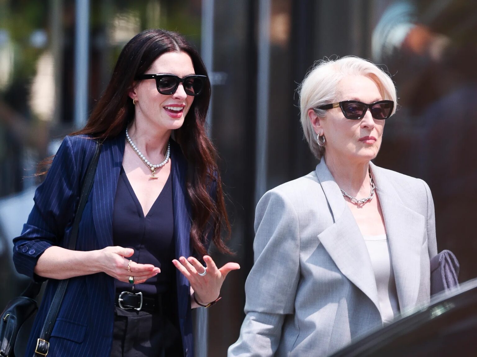 Anne Hathaway e Meryl Streep in Il diavolo veste Prada