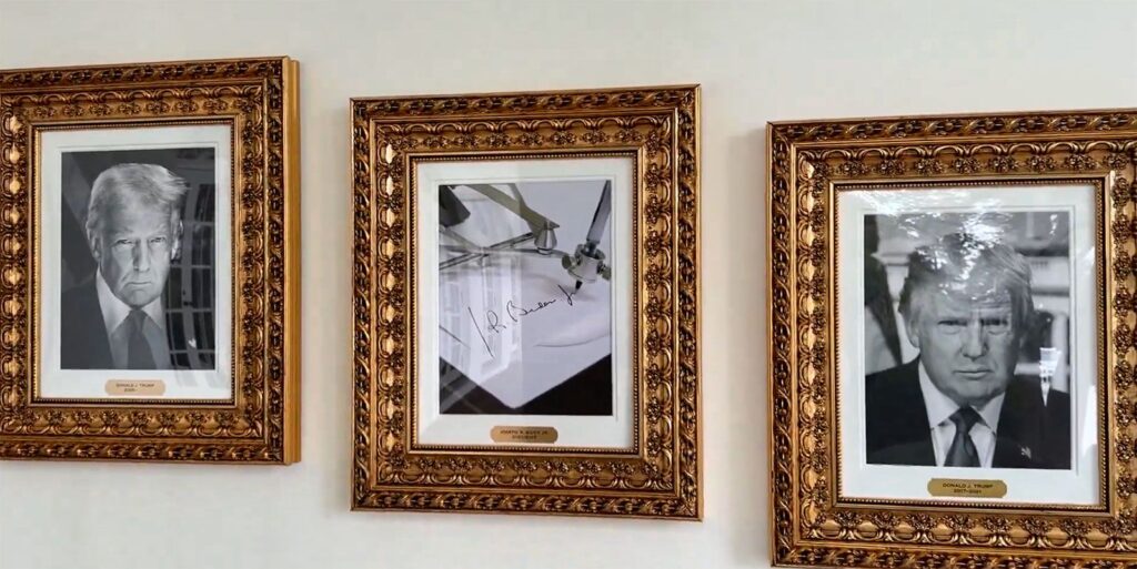 La foto di Biden tra i due primi piani di Trump