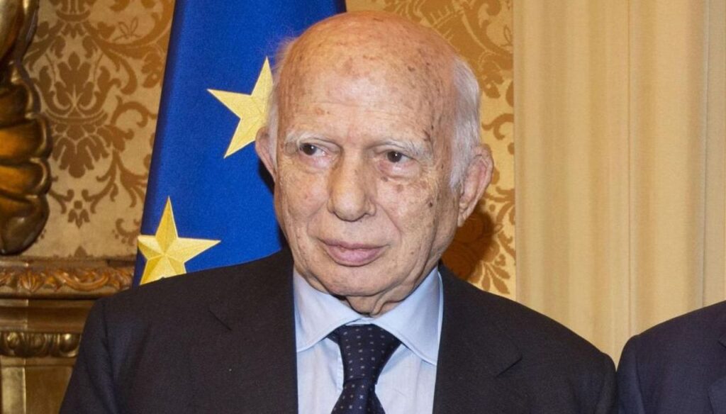 Lite da corsia: Pomicino vs. Bassetti per un antibiotico introvabile Paolo Cirino Pomicino