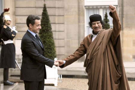 Sarkozy e Gheddafi