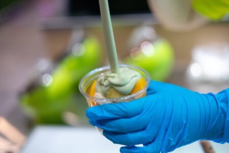 Lo stretchy yogurt, diventato famoso grazie allo Yogurt Planet a New York