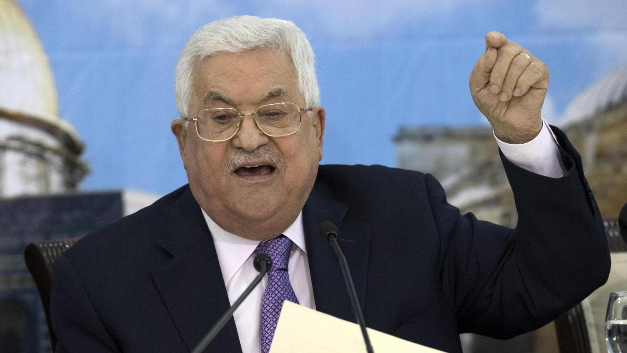 Chi è Abu Mazen, l’uomo che negoziò a Oslo e oggi rappresenta una Palestina divisa al vertice di pace