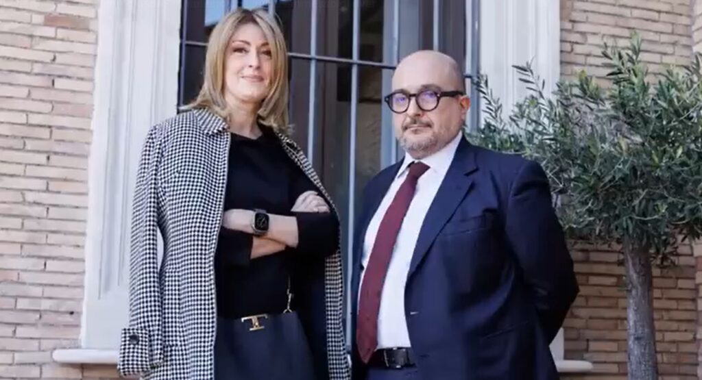 Federica Corsini rompe il silenzio sull’affaire Boccia-Sangiuliano e attacca: “L’audio di Report? Umiliante” Federica Corsini e Gennaro Sangiuliano