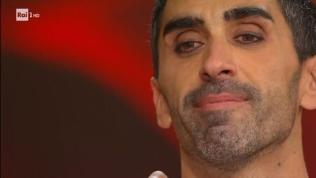 Filippo Magnini piange