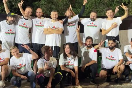La squadra di calcio di attori e cantanti sostenitori della Palestina