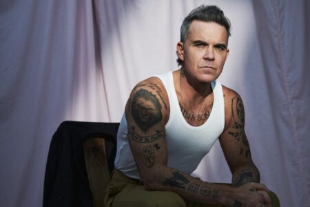 Robbie Williams ha rivelato di soffrire della sindrome di Tourette