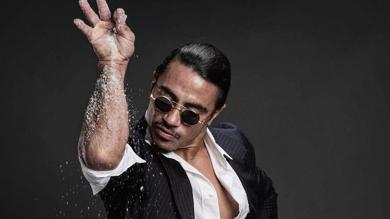 L’impero di Salt Bae sta crollando? Da re del cibo di lusso al fallimento in un pizzico