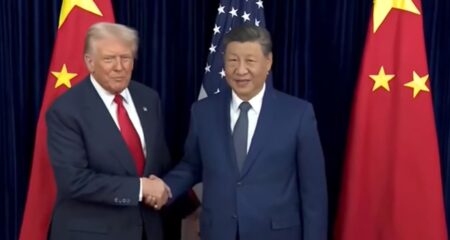 Trump e Xi si stringono la mano