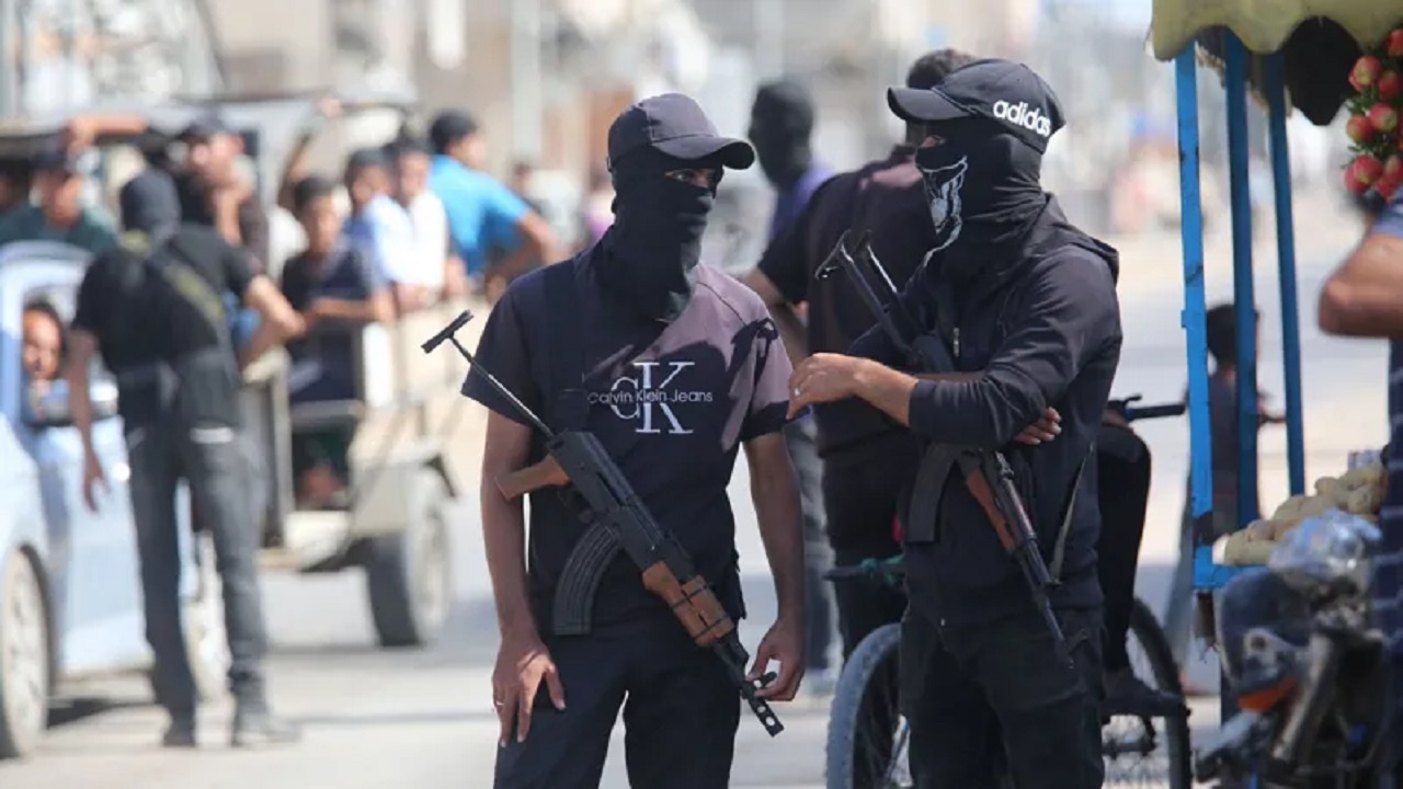 Clan Doghmush, i “Soprano di Gaza”: chi sono i signori dei tunnel che sfidano Hamas Clan Doghmush, i “Soprano di Gaza”: chi sono i signori dei tunnel che sfidano Hamas