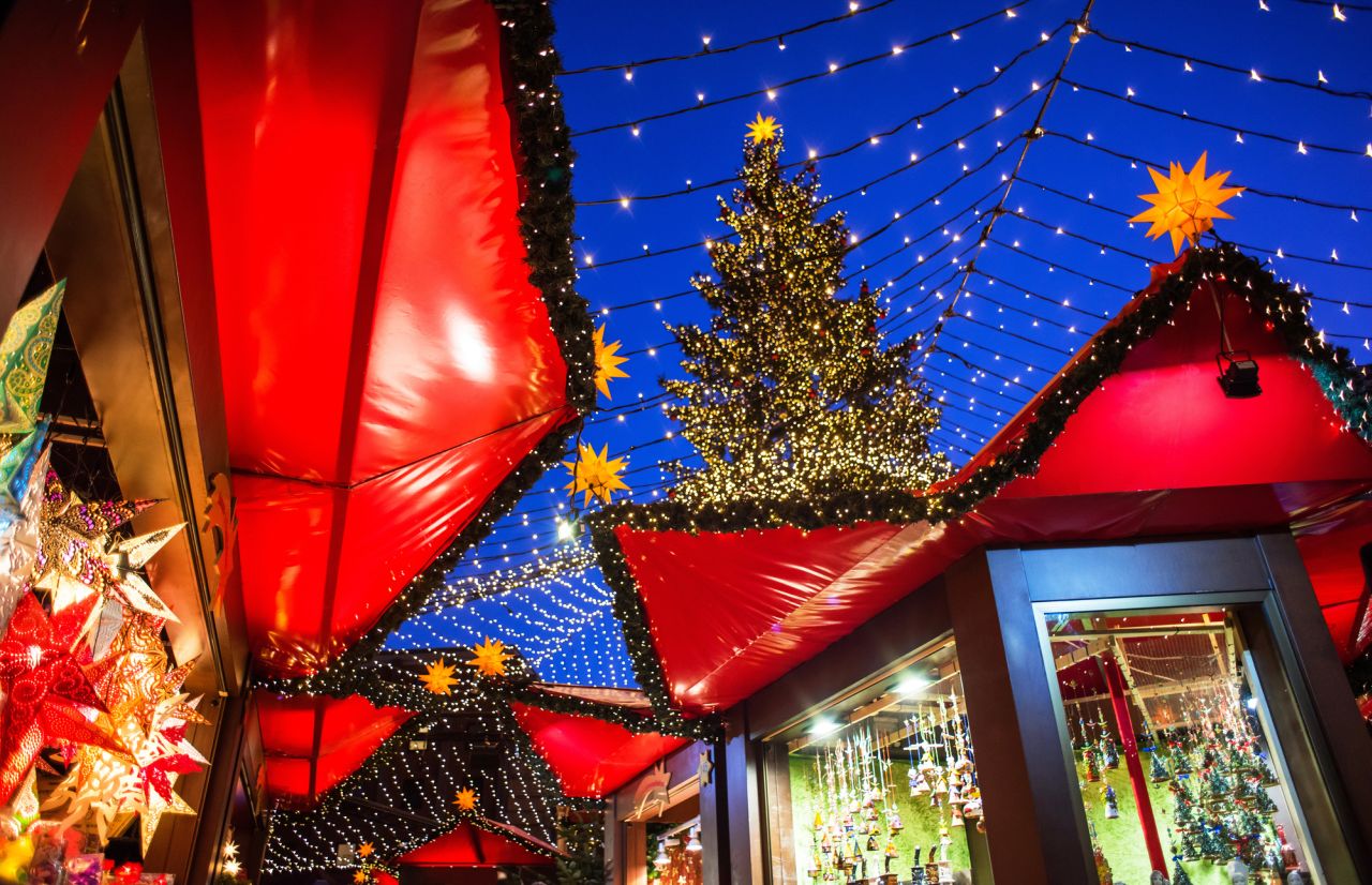 dettaglio di un mercatino di Natale