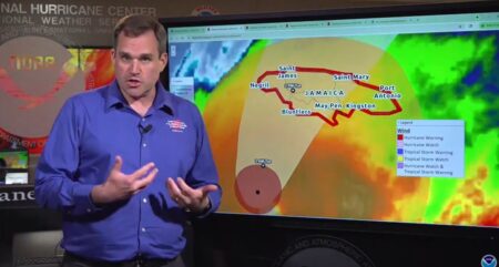 meteorologo centro uragani america